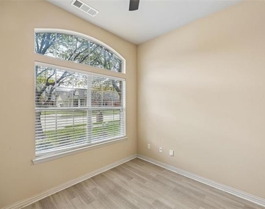 2798 Sparks Drive - Photo Thumbnail 11