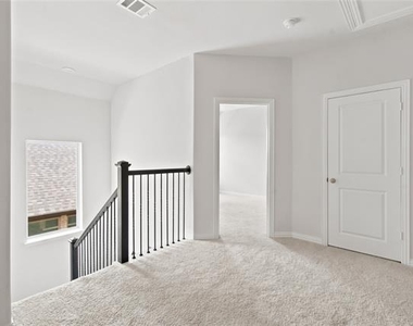 2036 Almassera Drive - Photo Thumbnail 21