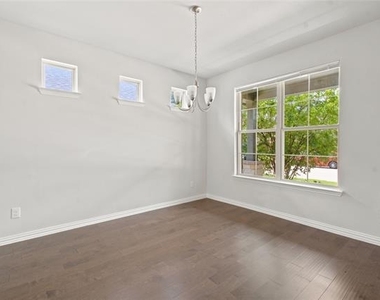 2036 Almassera Drive - Photo Thumbnail 3