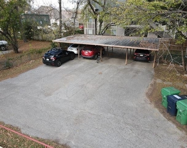 919 N Austin Street - Photo Thumbnail 6