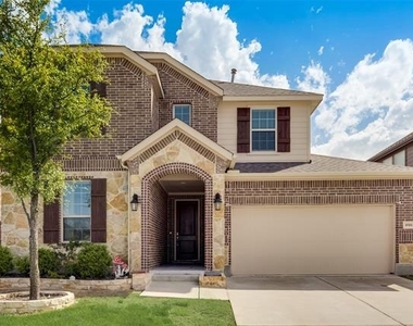 10813 Brownwood Place - Photo Thumbnail 3