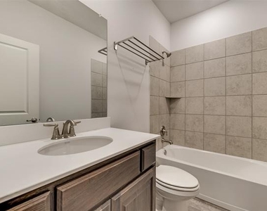10813 Brownwood Place - Photo Thumbnail 13
