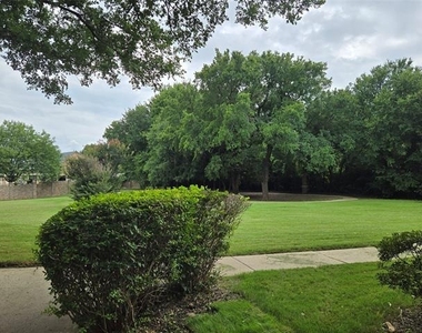 4082 Kyndra Circle - Photo Thumbnail 6
