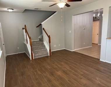 4082 Kyndra Circle - Photo Thumbnail 16