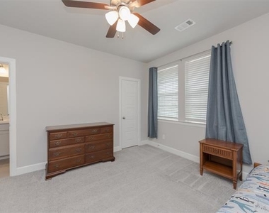 1604 Moss Trail Court - Photo Thumbnail 28