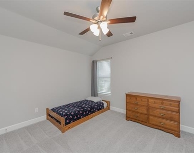 1604 Moss Trail Court - Photo Thumbnail 29