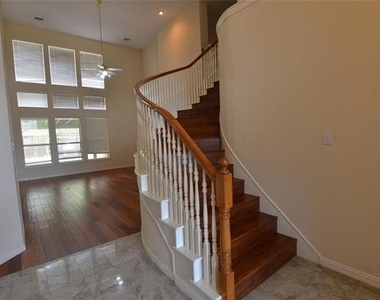 4309 Avebury Drive - Photo Thumbnail 21