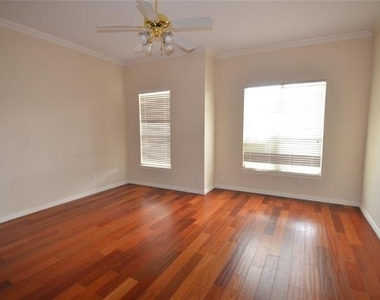4309 Avebury Drive - Photo Thumbnail 14