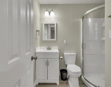 406 N Bonham Drive - Photo Thumbnail 25