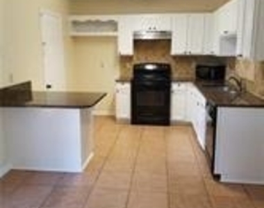 256 Aspenway Drive - Photo Thumbnail 3