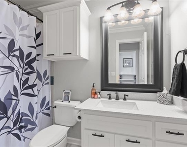 5381 Moss Glen Drive - Photo Thumbnail 24