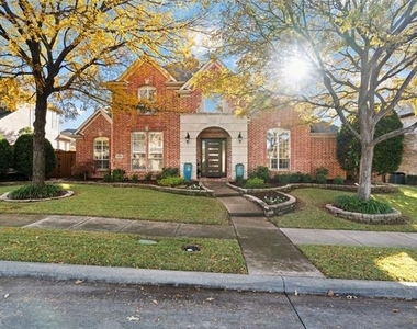 5381 Moss Glen Drive - Photo Thumbnail 1