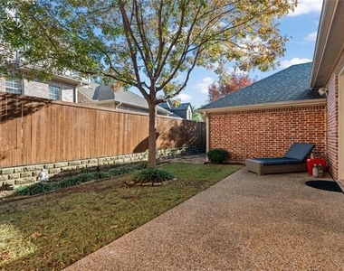 5381 Moss Glen Drive - Photo Thumbnail 34