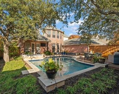 5381 Moss Glen Drive - Photo Thumbnail 32