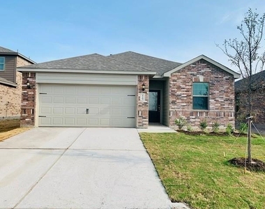116 Emma Drive - Photo Thumbnail 9
