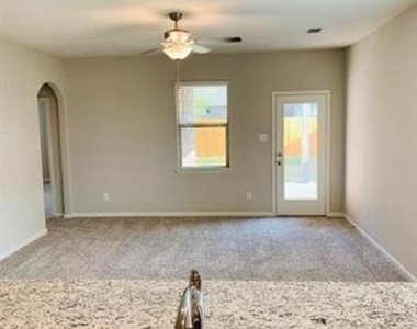 116 Emma Drive - Photo Thumbnail 23