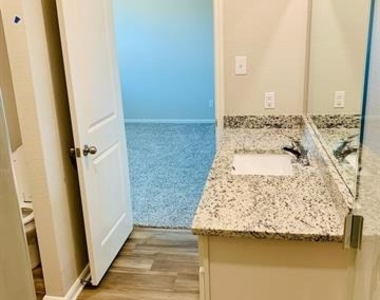 116 Emma Drive - Photo Thumbnail 18