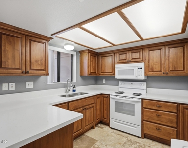 3635 N 37th Street - Photo Thumbnail 1