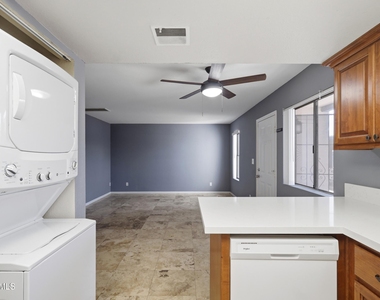 3635 N 37th Street - Photo Thumbnail 11
