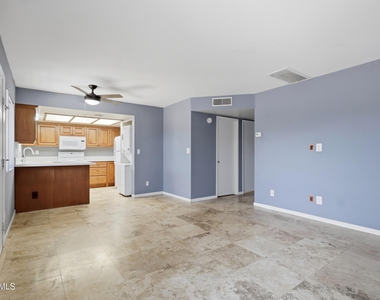 3635 N 37th Street - Photo Thumbnail 6