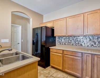 15273 W Roanoke Avenue - Photo Thumbnail 7
