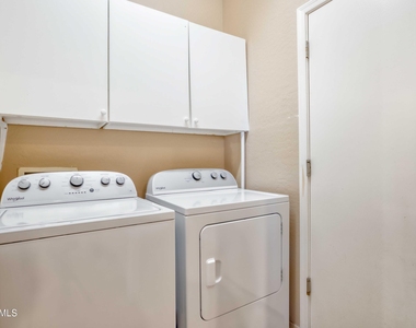 15273 W Roanoke Avenue - Photo Thumbnail 6