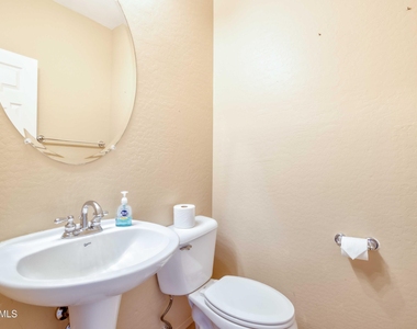 15273 W Roanoke Avenue - Photo Thumbnail 13