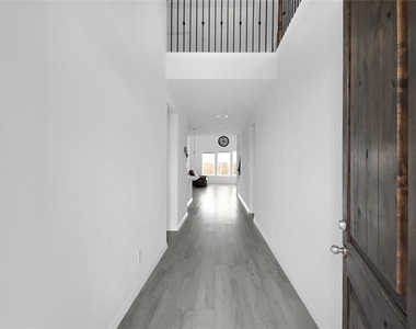 13088 Mizell Lane - Photo Thumbnail 3