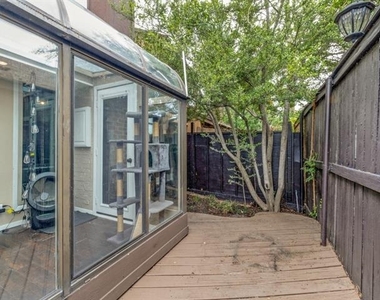 3139 Golden Oak - Photo Thumbnail 3