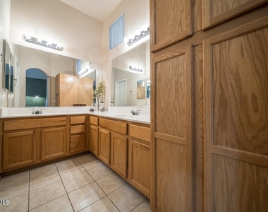 2024 S Baldwin -- - Photo Thumbnail 9