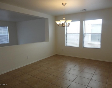 11214 W Pierce Street - Photo Thumbnail 10