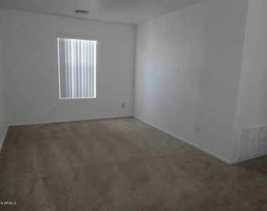 11214 W Pierce Street - Photo Thumbnail 18