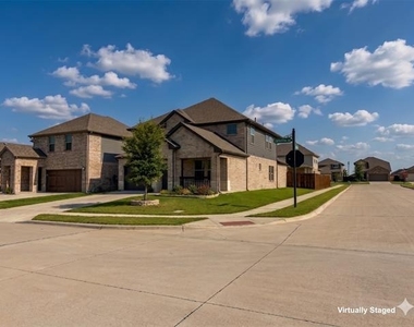1425 Rolling Fox Drive - Photo Thumbnail 1