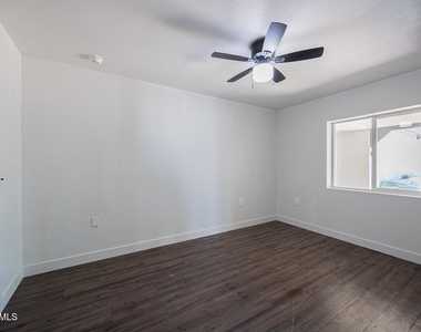 2802 N 36th Street - Photo Thumbnail 11