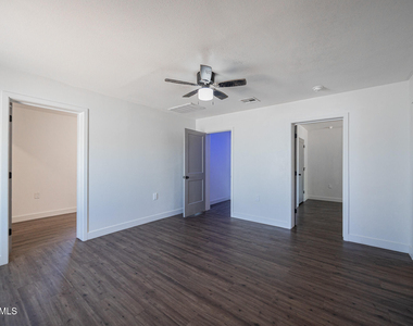 2802 N 36th Street - Photo Thumbnail 7