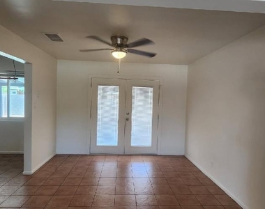 1416 E Orange Street - Photo Thumbnail 2