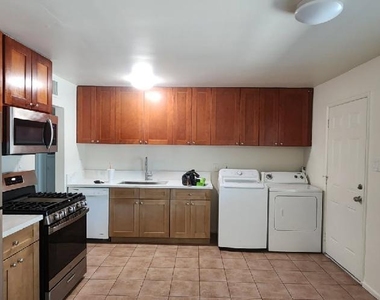 1416 E Orange Street - Photo Thumbnail 3