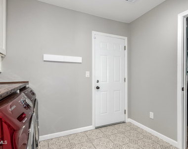 4912 E Friess Drive - Photo Thumbnail 28