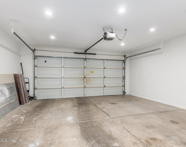 4912 E Friess Drive - Photo Thumbnail 32