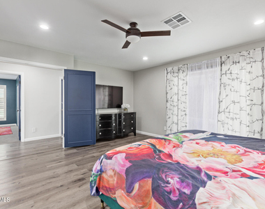 4912 E Friess Drive - Photo Thumbnail 19