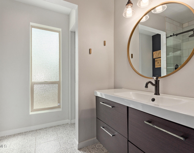 4912 E Friess Drive - Photo Thumbnail 27