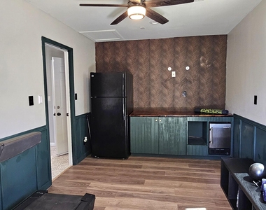 4912 E Friess Drive - Photo Thumbnail 29