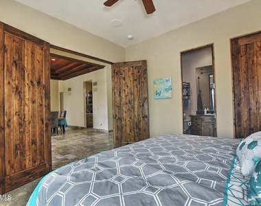 40612 N 28th Street - Photo Thumbnail 13