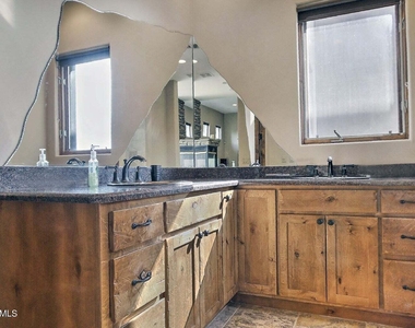40612 N 28th Street - Photo Thumbnail 35