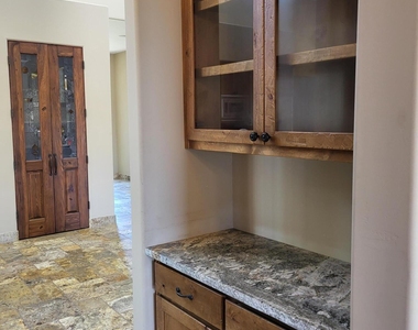 40612 N 28th Street - Photo Thumbnail 19