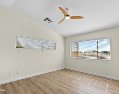 14369 W Lexington Avenue - Photo Thumbnail 15