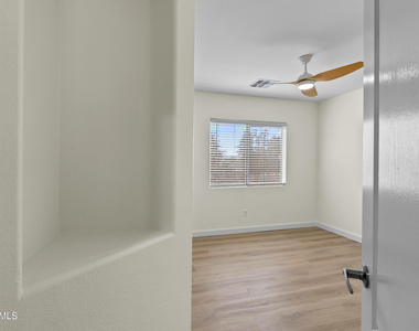 14369 W Lexington Avenue - Photo Thumbnail 26