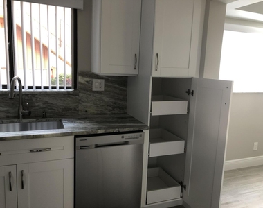 15090 Ashland Place - Photo Thumbnail 2
