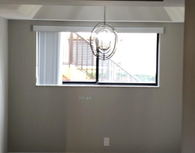 15090 Ashland Place - Photo Thumbnail 3