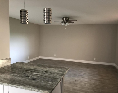 15090 Ashland Place - Photo Thumbnail 4